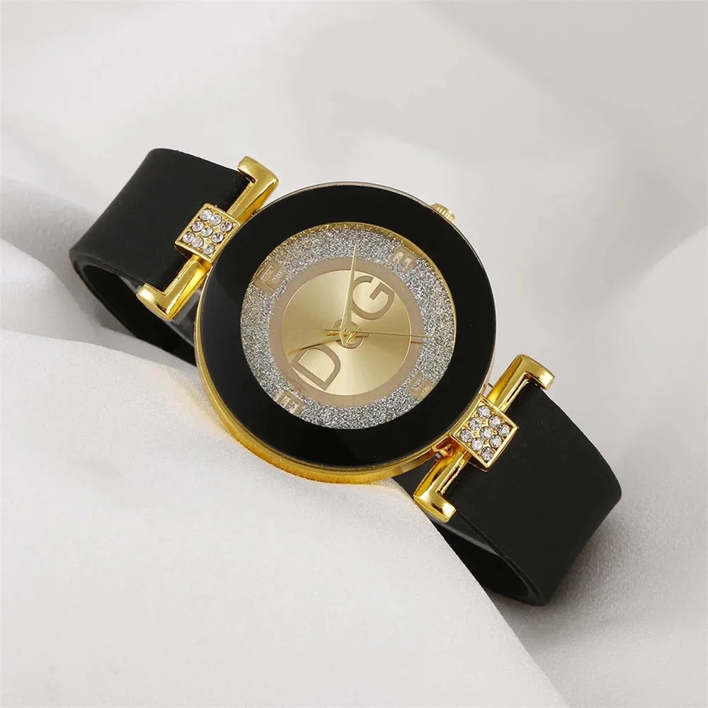 Fashion Ladies Large Dial Quartz Watch – Casual Sport Silicone Strap, Black & White, Versatile Dress & Daily Wear.